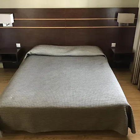 伊利萨尔迪亚餐厅酒店 酒店 比达尔